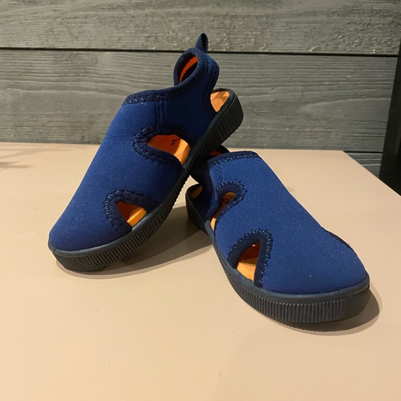 carter's swim shoes